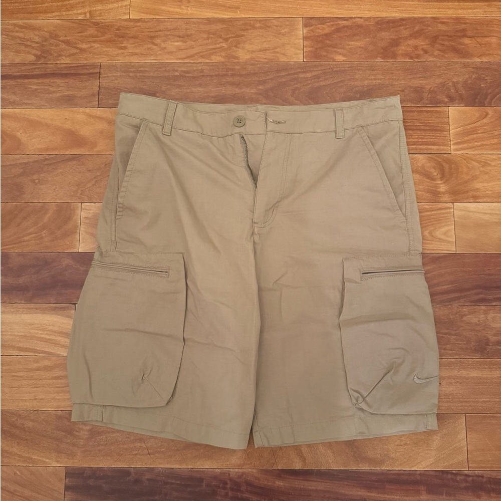 Nike Men's Khaki Cargo Shorts